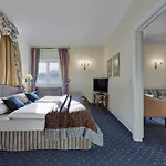 Hotel Lebenberg Schlosshotel-kitzbuehel 4*