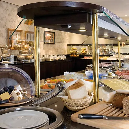 Hotel Lebenberg Schlosshotel-kitzbuehel 4*