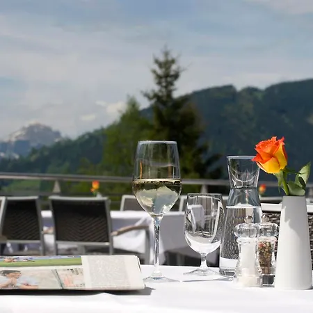 호텔 Lebenberg Schlosshotel-kitzbuehel 4*