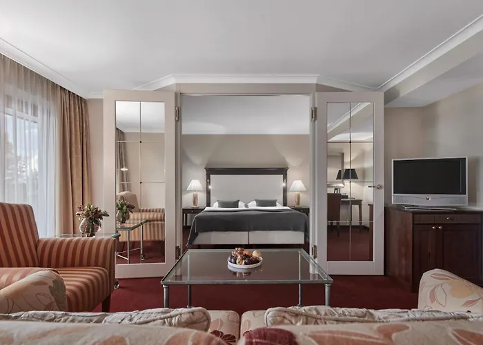 Отель Lebenberg Schlosshotel-kitzbuehel 4*